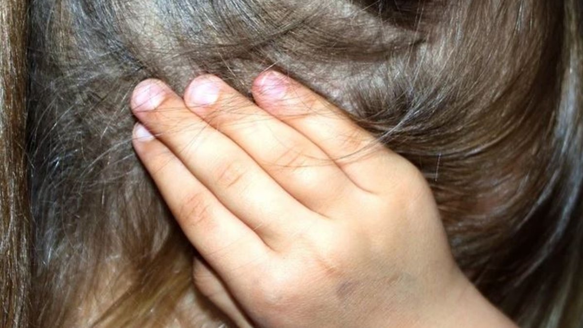 ¿Cuáles son los remedios caseros para el dolor de oídos?