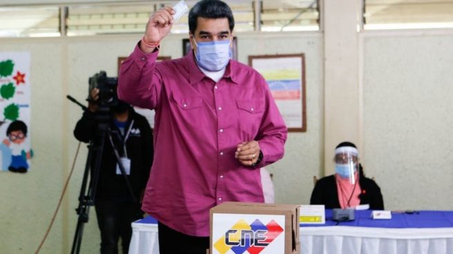 Maduro anuncia que las primeras 100.000 vacunas rusas llegarán a Venezuela la próxima semana