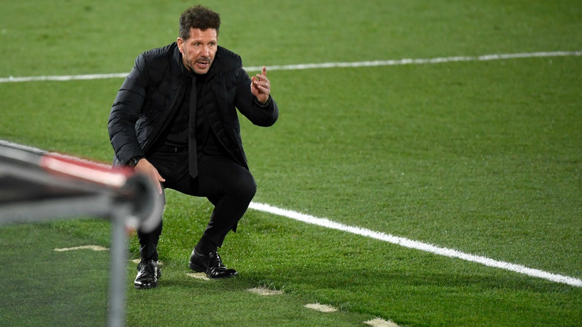 Simeone, en el partido ante el Real Madrid. (AFP)