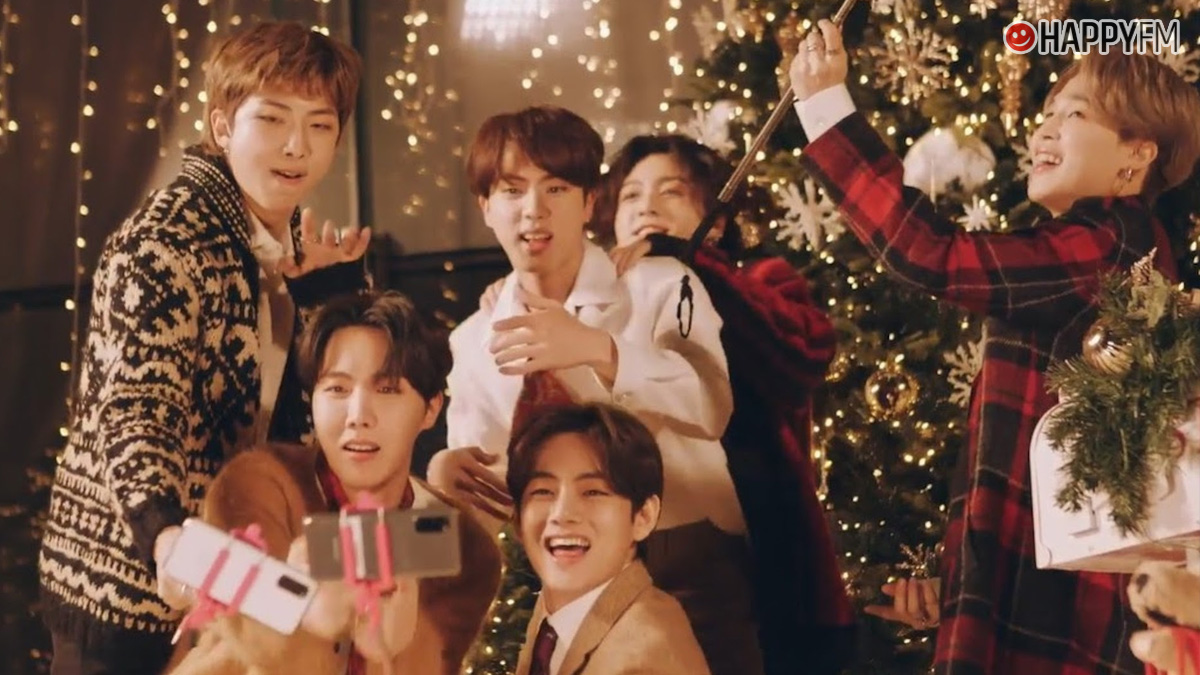 BTS sorprende con la inesperada versión navideña de 'Dynamite'