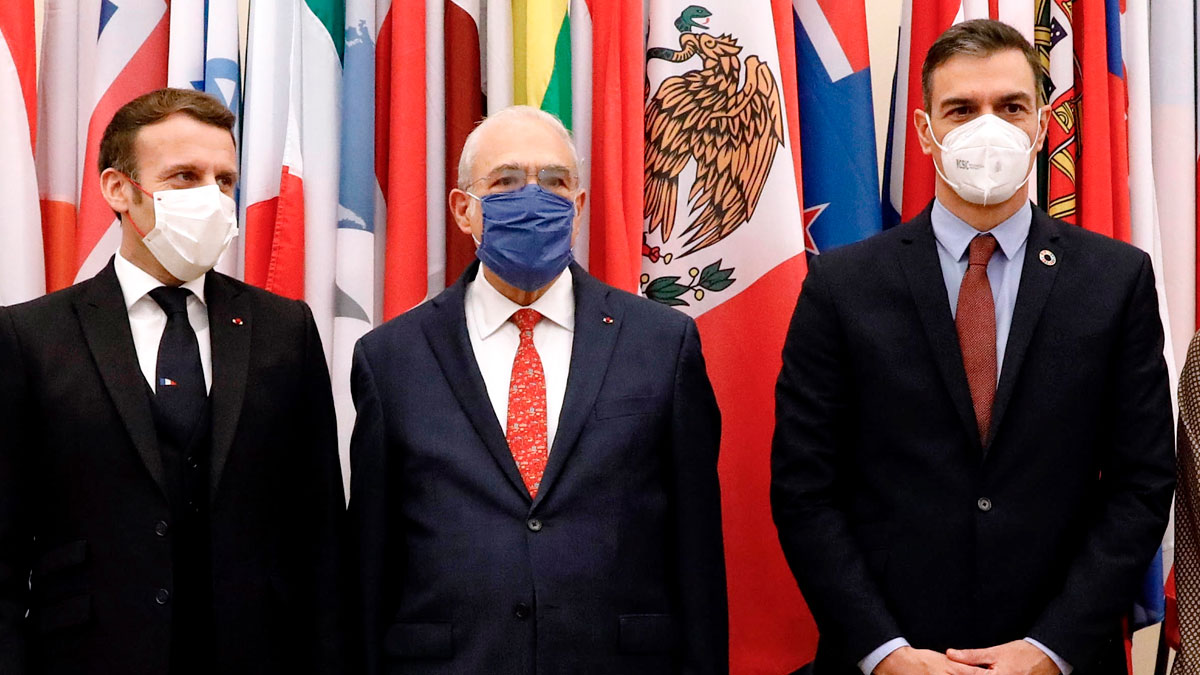 Emmanuel Macron da positivo por coronavirus dos días ...