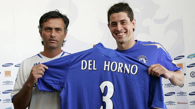 Del Horno junto a Mourinho.