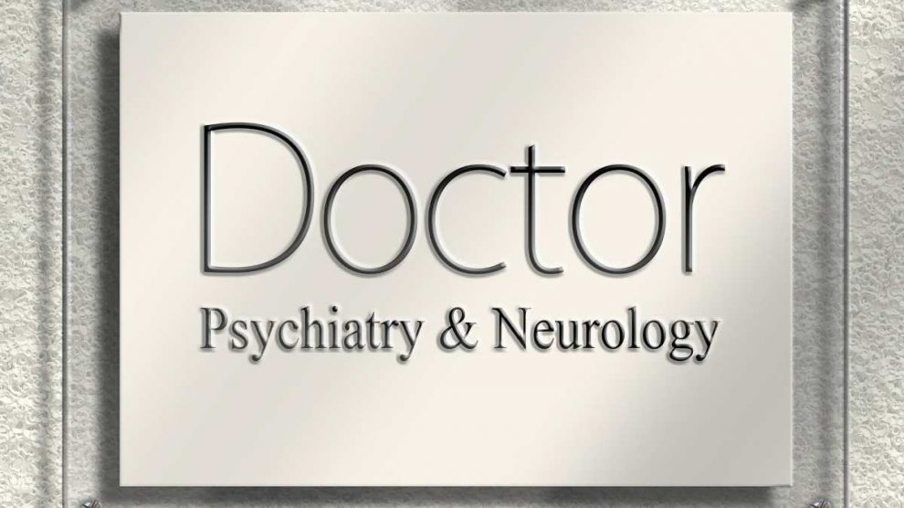 Un neurólogo