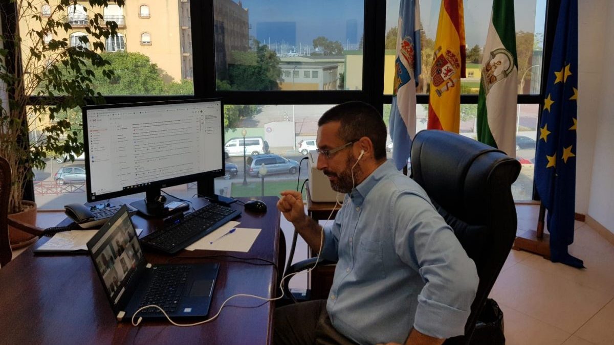 Cádiz.- El alcalde de La Línea, «expectante» ante el anuncio de inversión del Gobierno, insiste en un trato diferencial