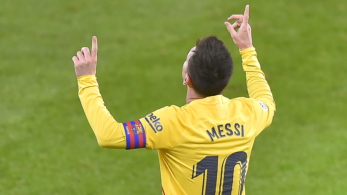 Messi celebra su doblete en San Mamés (AFP)