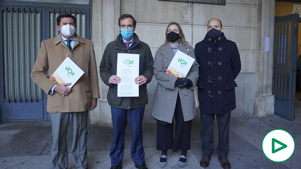 Vox Sevilla presenta una denuncia ante el teniente alcalde de la ciudad por el caso ‘6 de enero’.