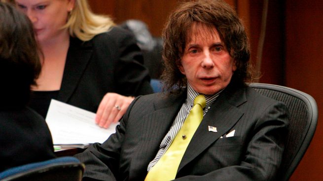 Muere por coronavirus en prisión Phil Spector, legendario productor de The Beatles