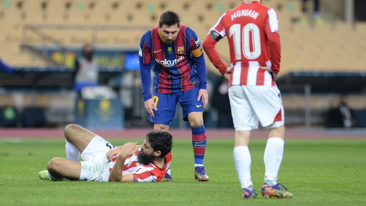 Lionel Messi, tras agredir a Villalibre. (AFP)