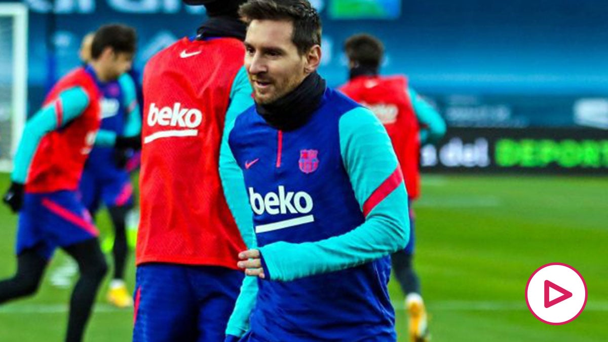 Leo Messi durante un entrenamiento antes de la final de la Supercopa de España. (fcbarcelona)