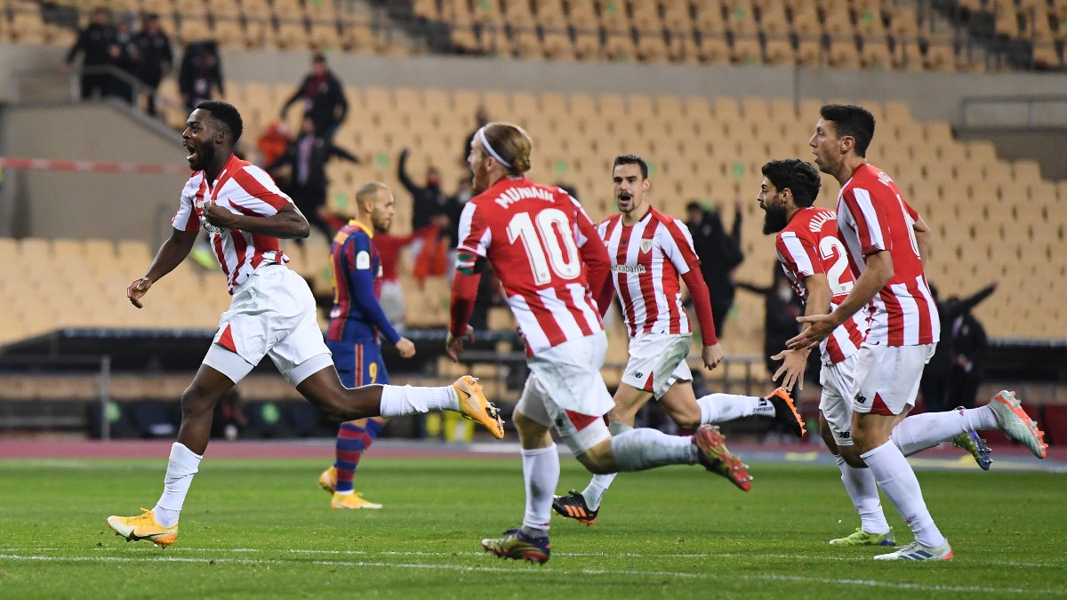 Iñaki Williams celebra su gol ante el Barcelona en la Supercopa de España. (Getty)