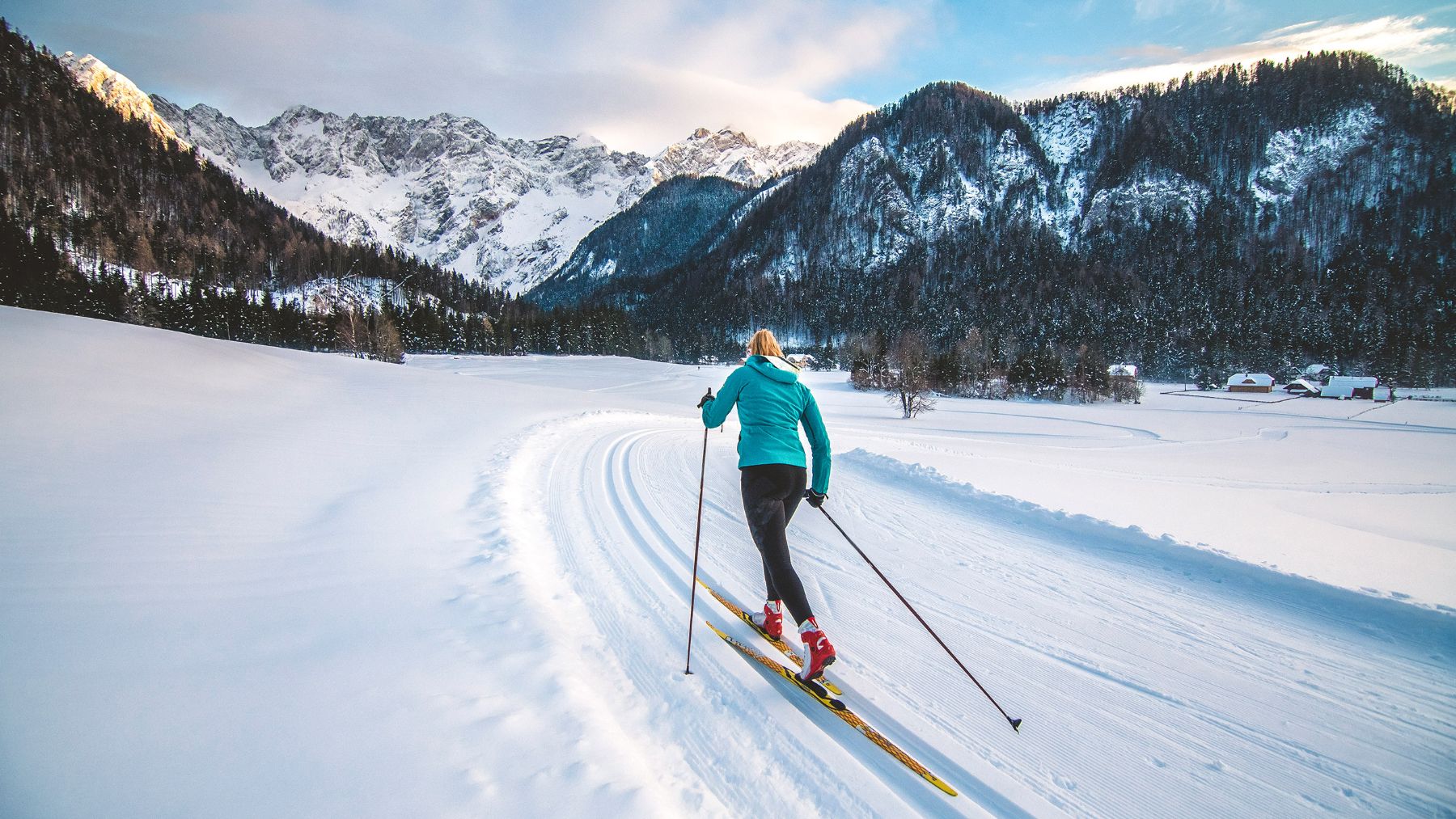 Descubre cómo iniciarte en la práctica del esquí de fondo