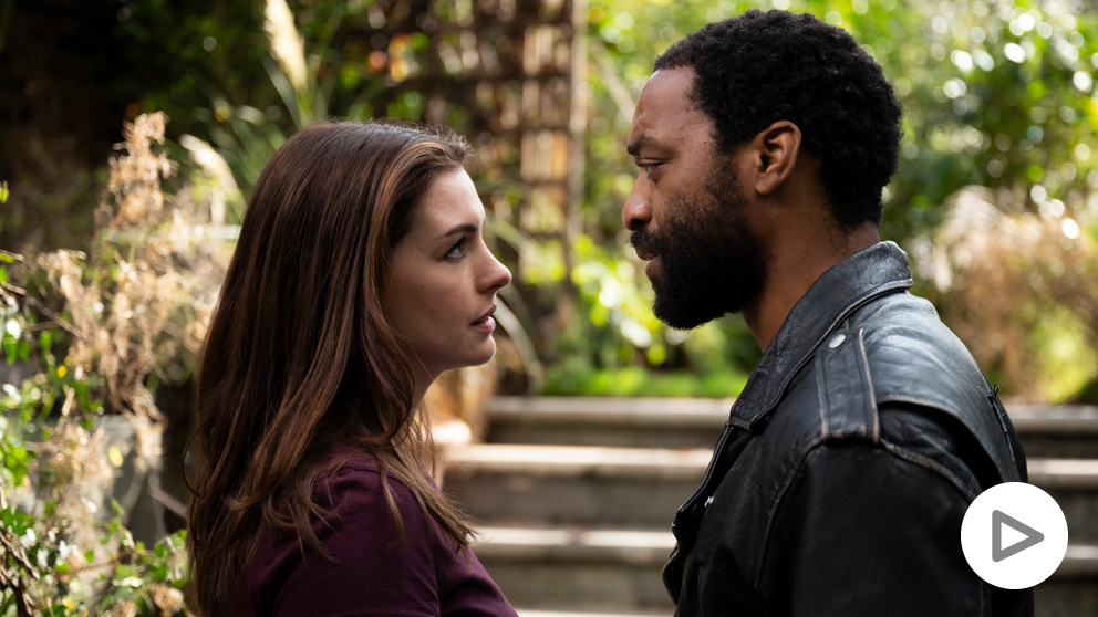 Anne Hathaway y Chiwetel Ejiofor protagonizan ‘Confinados’ en hBO: una pareja que decide romper justo en el peor momento de la pandemia de coronavirus.