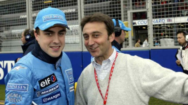 Fernando Alonso y Adrián Campos