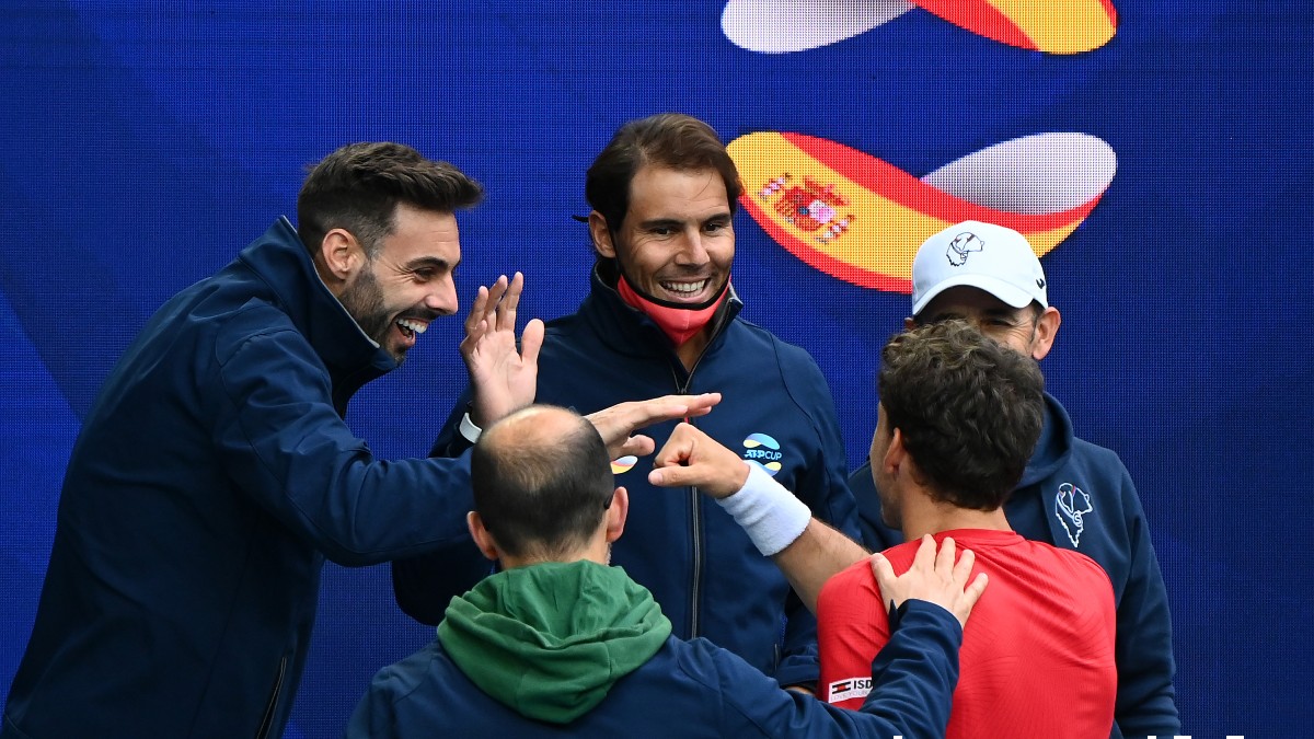 Nadal felicita a Carreño tras su victoria. (Getty)