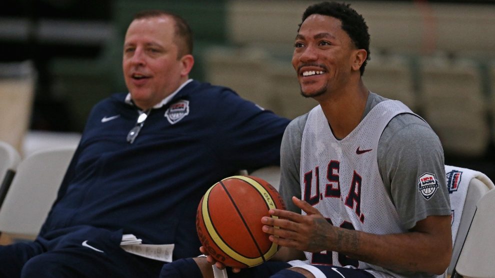 Derrick Rose también estuvo con su entrenador predilecto en la selección de Estados Unidos.