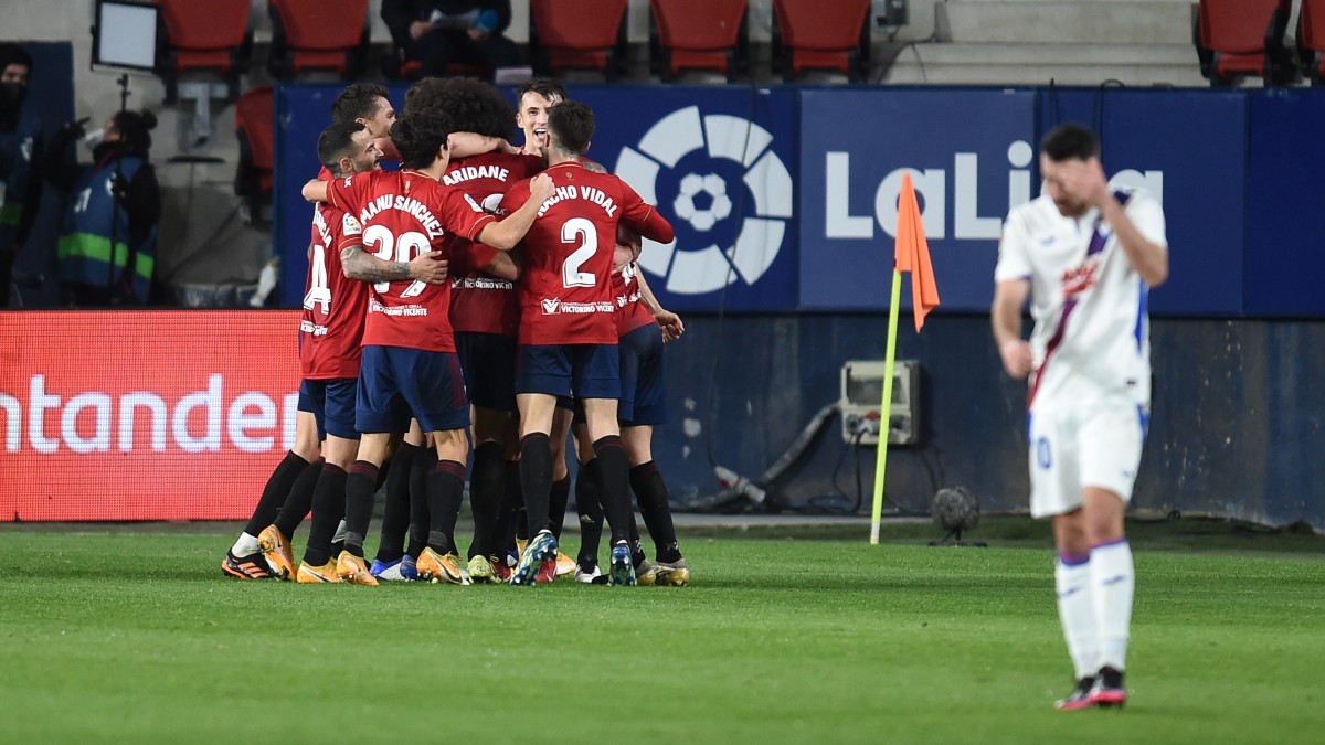 Los jugadores del Osasuna celebran un tanto. (Getty)