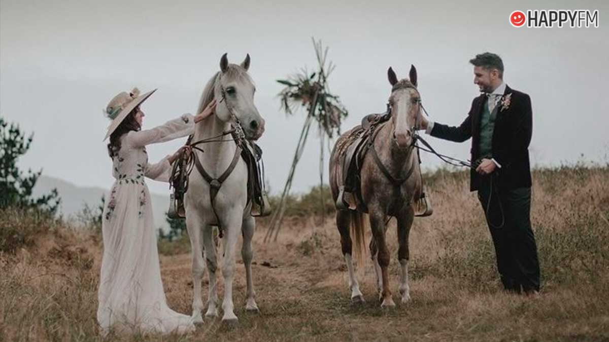 La original boda campestre de Isma, de El conquistador del fin del mundo