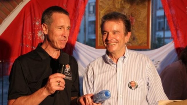 Arne Sorenson (izquierda) junto a Antonio Catalán