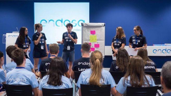 La Fundación Endesa convoca un programa que ayuda a jóvenes españoles para que estudien en el extranjero