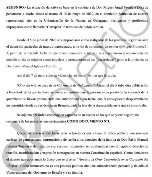 Fragmento de la querella interpuesta por Pablo Iglesias a un ciudadano que se manifiesta pacíficamente frente a su casoplón de Galapagar.