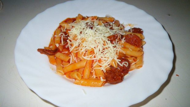 Pasta con chorizo