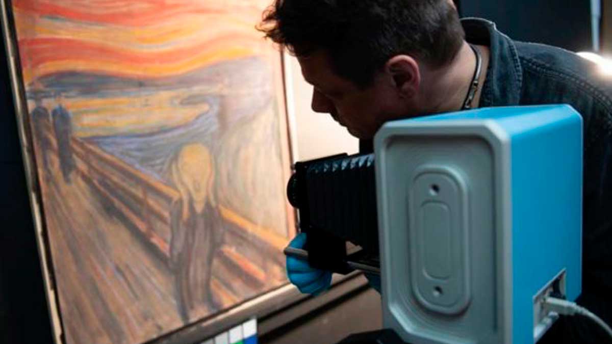 munch-el-grito-inscripcion-pintado-por-un-loco