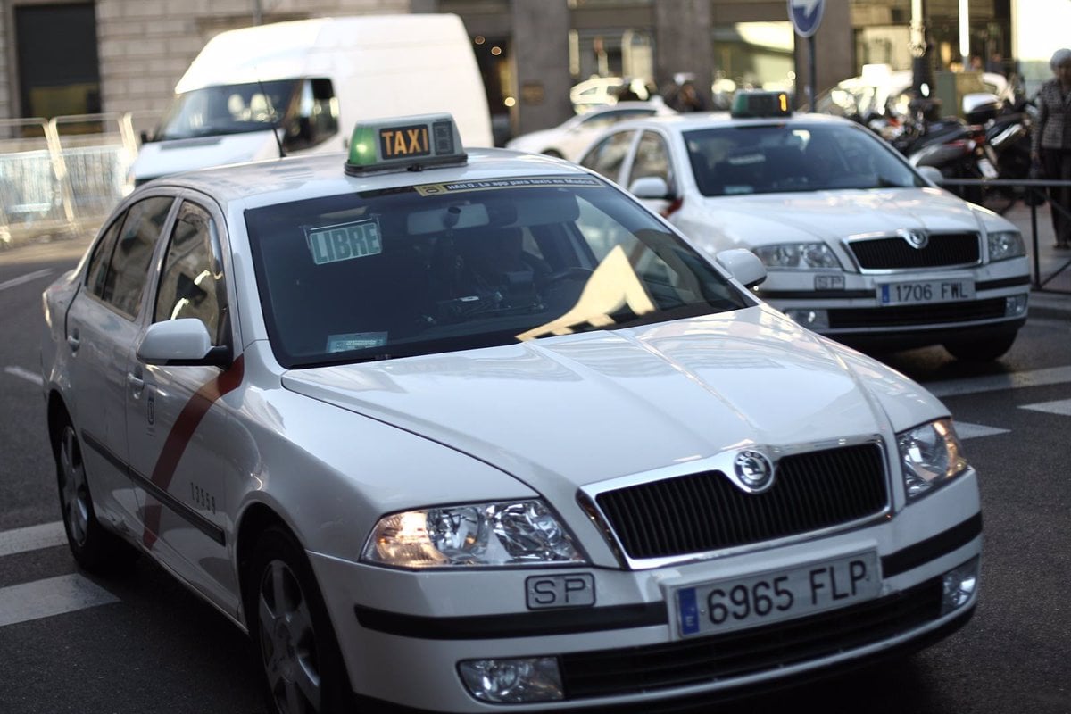 Un taxi en la ciudad de Madrid.