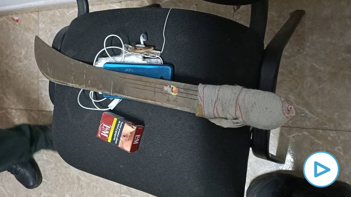 En una identificación policial los agentes le encontraron este machete a un ´mena’ en gran Canaria.