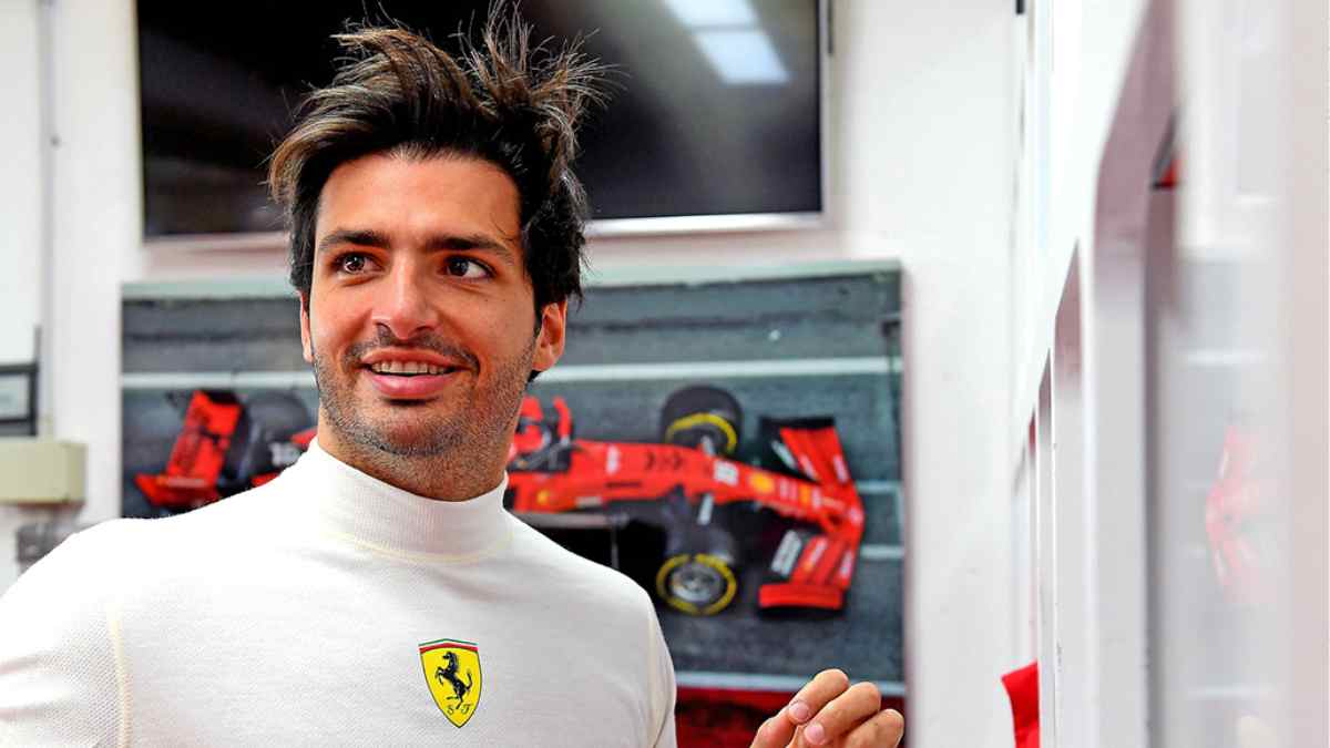 Carlos Sainz con Ferrari en el test de Jerez. (@ScuderiaFerrari)