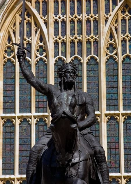 ¿Quién fue Ricardo I de Inglaterra, conocido como Corazón de León?