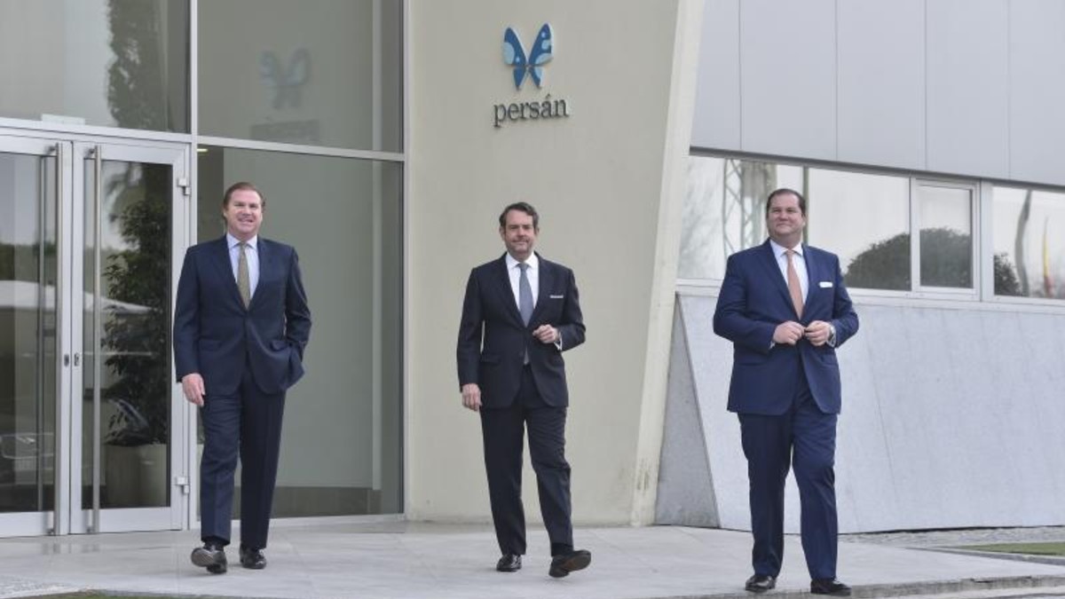 Javier Moya, vicepresidente de Persán; Antonio Somé, CEO de la firma; y Juan Moya, también vicepresidente de la compañía