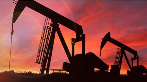 La OPEP+ reduce la oferta de petróleo en 100.000 barriles diarios