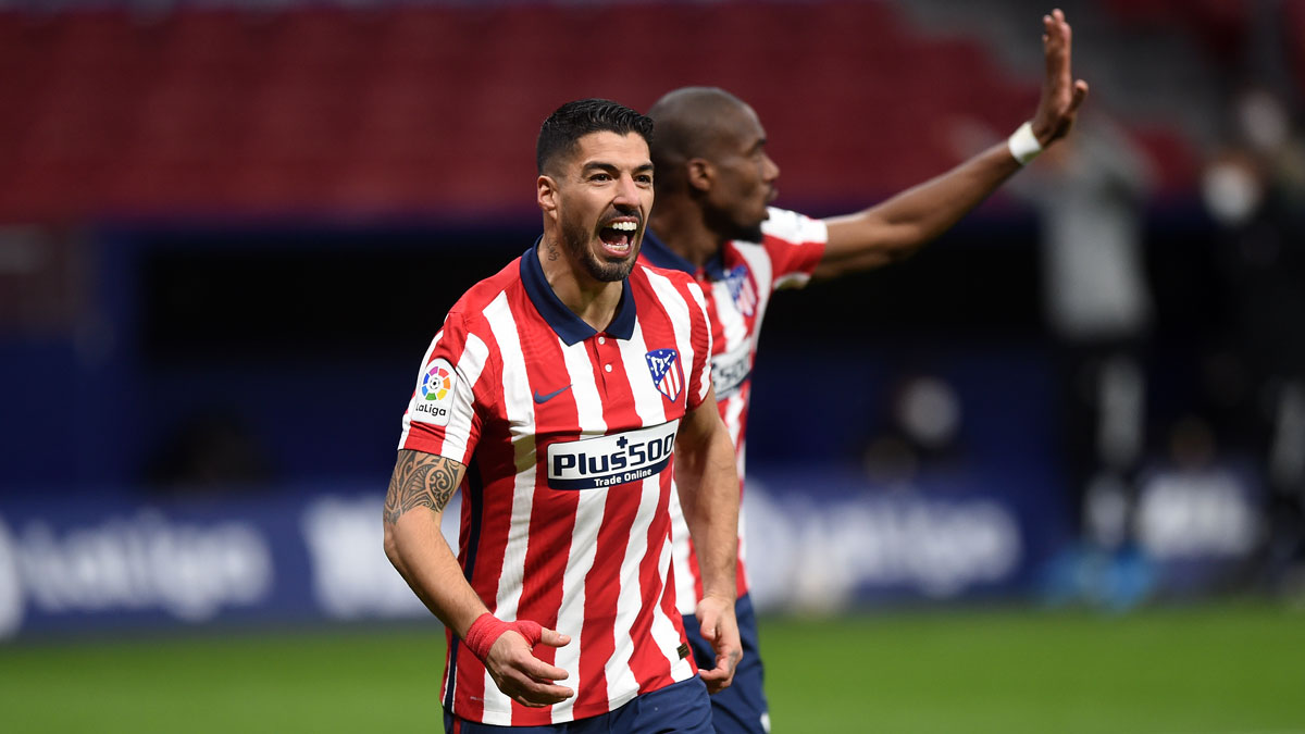 Luis Suárez celebra un gol con el Atlético de Madrid en Liga (Getty)