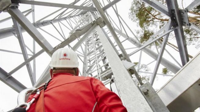 Vodafone prevé obtener hasta 2.000 millones con la salida a Bolsa de Vantage Towers