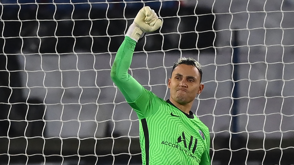 Keylor Navas completó un partido redondo ante el Barça que condenó las aspiraciones de los culés. (AFP)