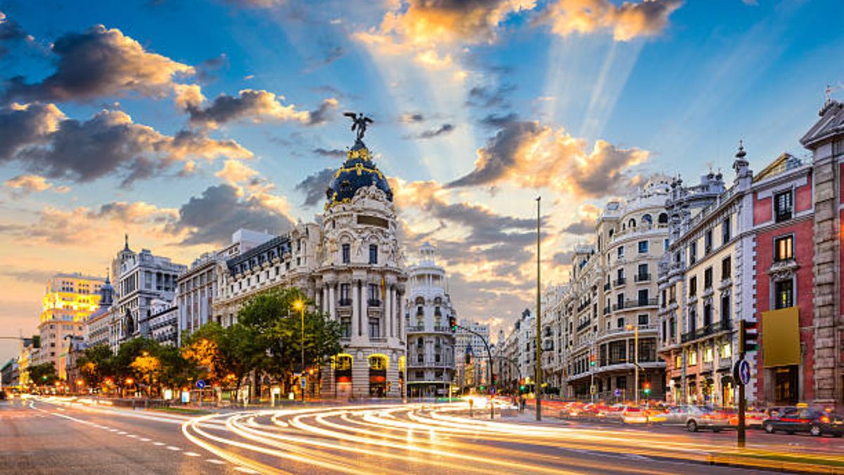 La Comunidad de Madrid lidera la creación de empleo en España en Semana Santa