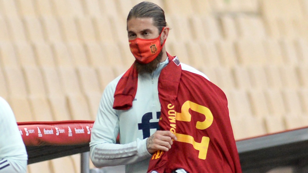Sergio Ramos fue suplente contra Kosovo. (AFP)