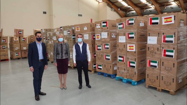Emiratos Árabes Unidos dona 900.000 mascarillas a Marbella