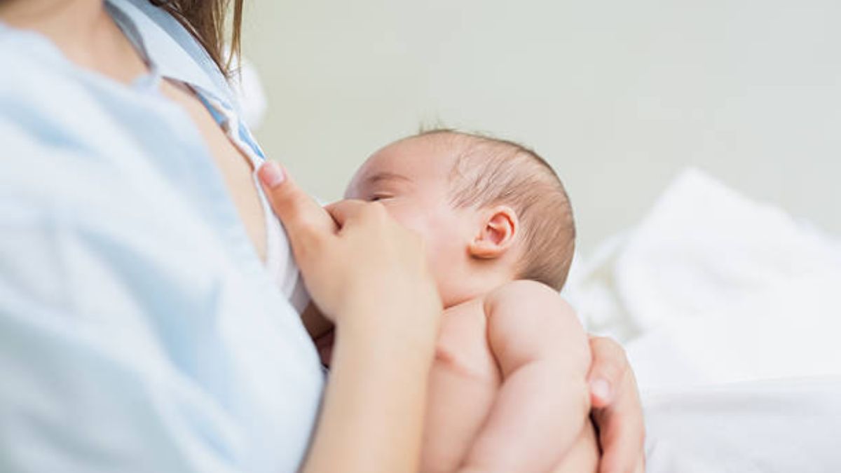 La frecuencia de alimentación del bebé recién nacido