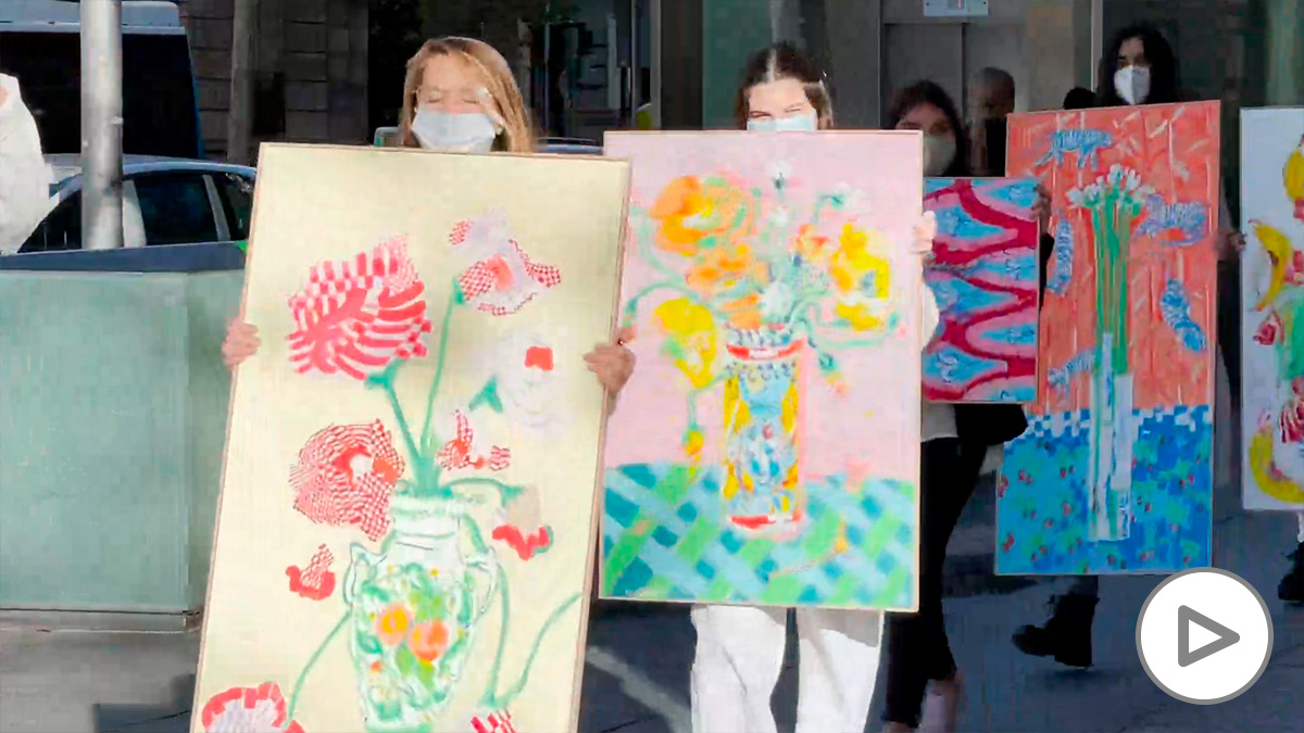 El colectivo Koovo organiza una pasarela de cuadros en movimiento por las calles de Madrid