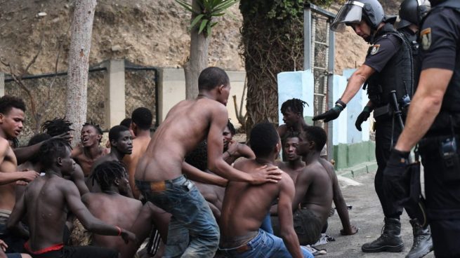 Ceuta se prepara sanitariamente para una posible «entrada masiva» de inmigrantes ilegales