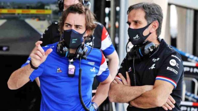 Fernando Alonso y Davide Brivio