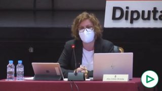 Alba Doblas (IU), a los hombres del PP: "Queréis libertad para maltratar a las mujeres y para violar".