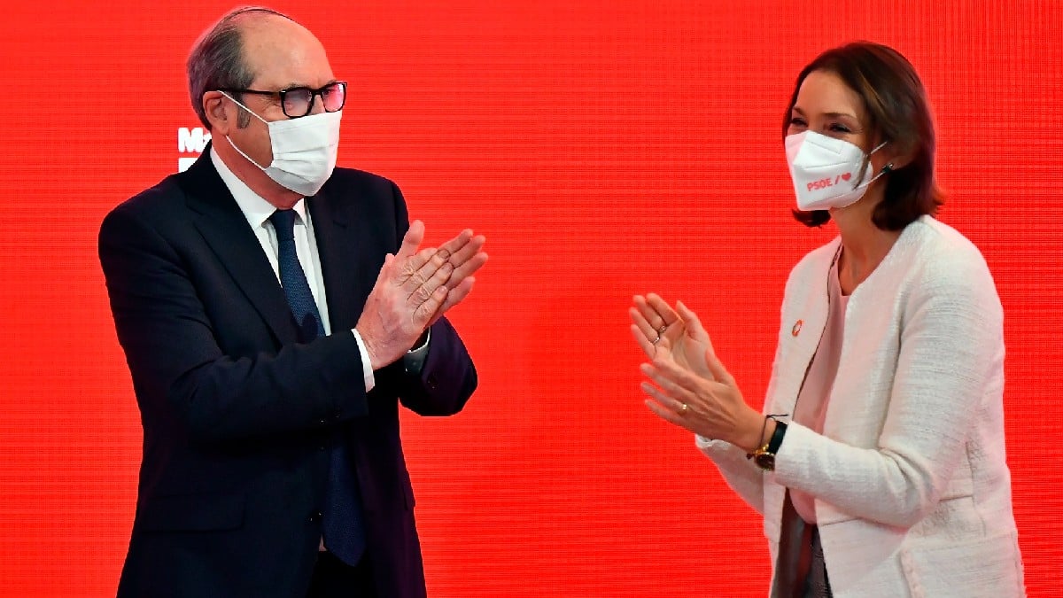 Ángel Gabilondo y Reyes Maroto en un acto electoral del PSOE. (Foto: Efe)