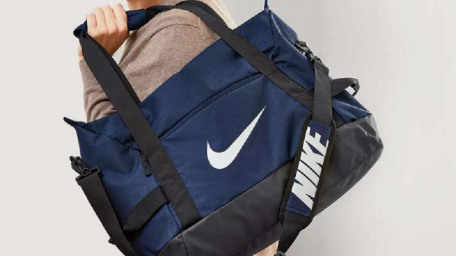 Lidl rompe el mercado con su nueva bolsa deportiva de la marca Nike por menos de 20 euros