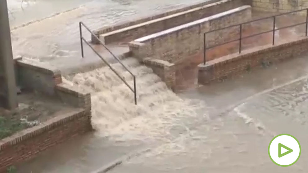 La borrasca Lola causa estragos e inundaciones en su ascenso por la Península