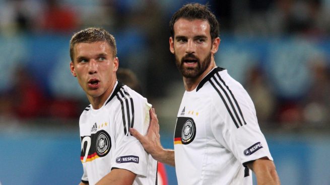 Podolski y Metzelder con Alemania (AFP)