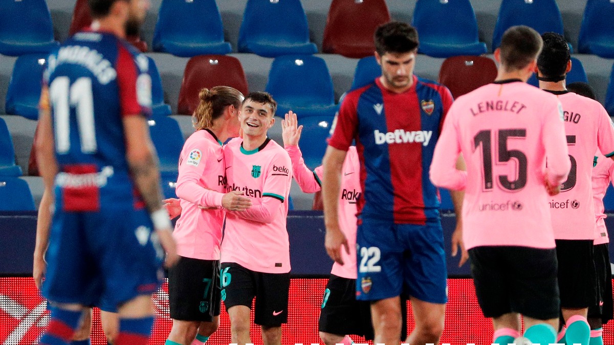 Los jugadores del Barcelona celebran un gol. (EFE) (1)