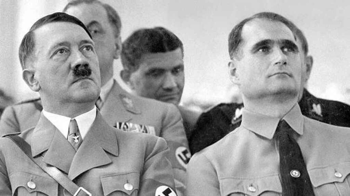 Adolf Hitler y Rudolf Hess