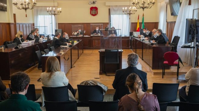 Primera sesión del juicio por la pieza del caso Invercaria. En la Audiencia Provincial de Sevilla, (Andalucía, España), a 27 de abril de 2021.